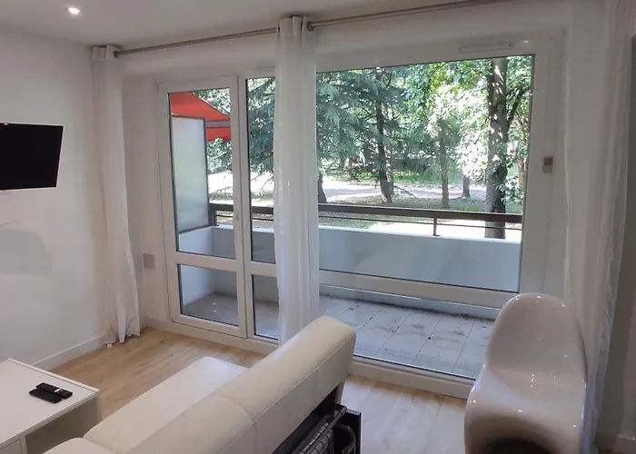 Mangin, Grand T2 Rénové, 2 Pers, Parking Inclus Nantes