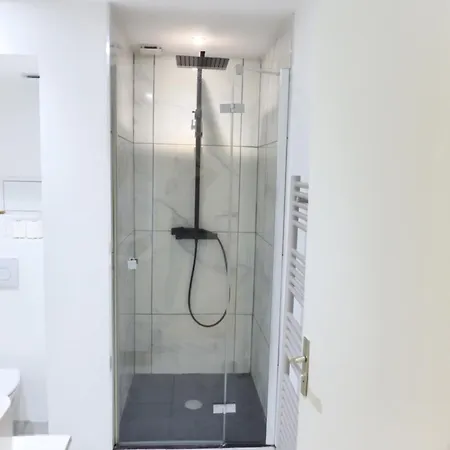 Mangin, Grand T2 Renove, 2 Pers, Parking Inclus